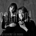 04-04-2004 Adam Curry with his kid at studio Amsterdam,
by order of J/M Vaders.

[keywords]Half Length, Smiling, Posed, Eyecontact, Black and With Image[/keywords]